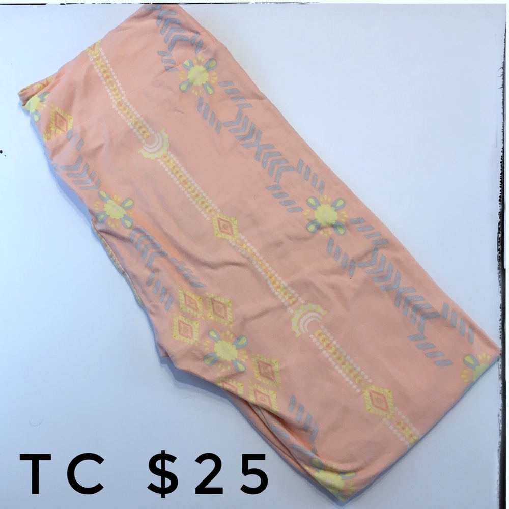 NWT TC LEGGINGS